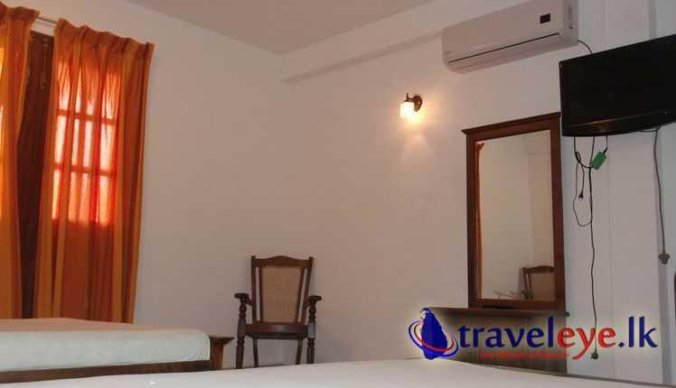 Sai Holiday Inn Jaffna Bagian luar foto